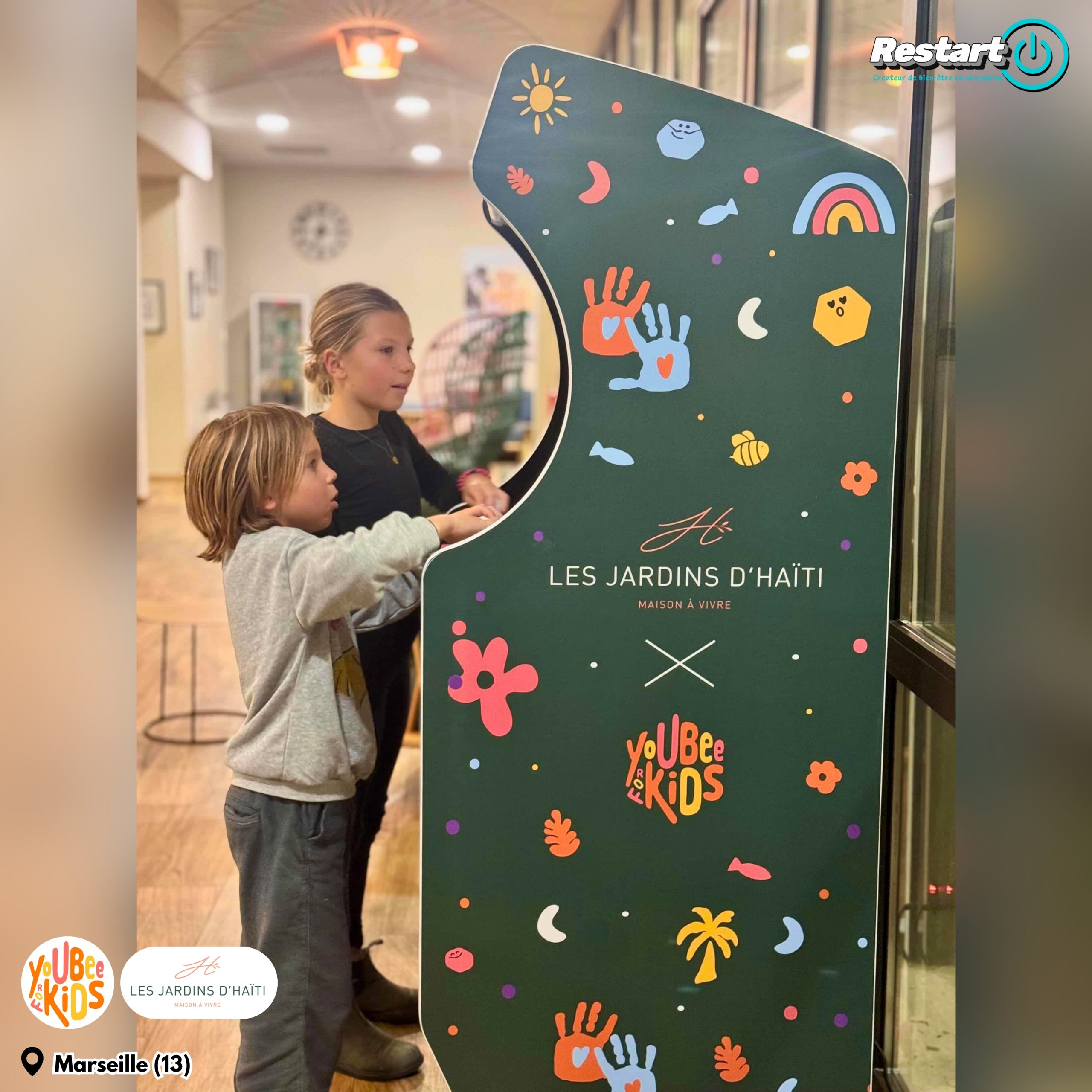 Borne d’arcade au design personnalisé YOUBEE FOR KIDS aux Jardins d’Haïti à Marseille