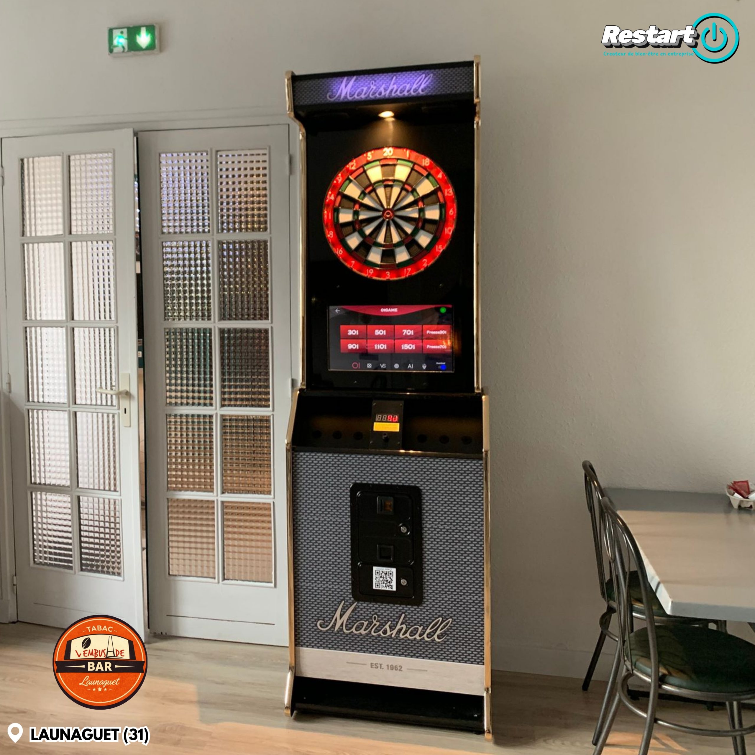 Borne de fléchettes interactive personnalisée installée dans un bar à Launaguet près de Toulouse